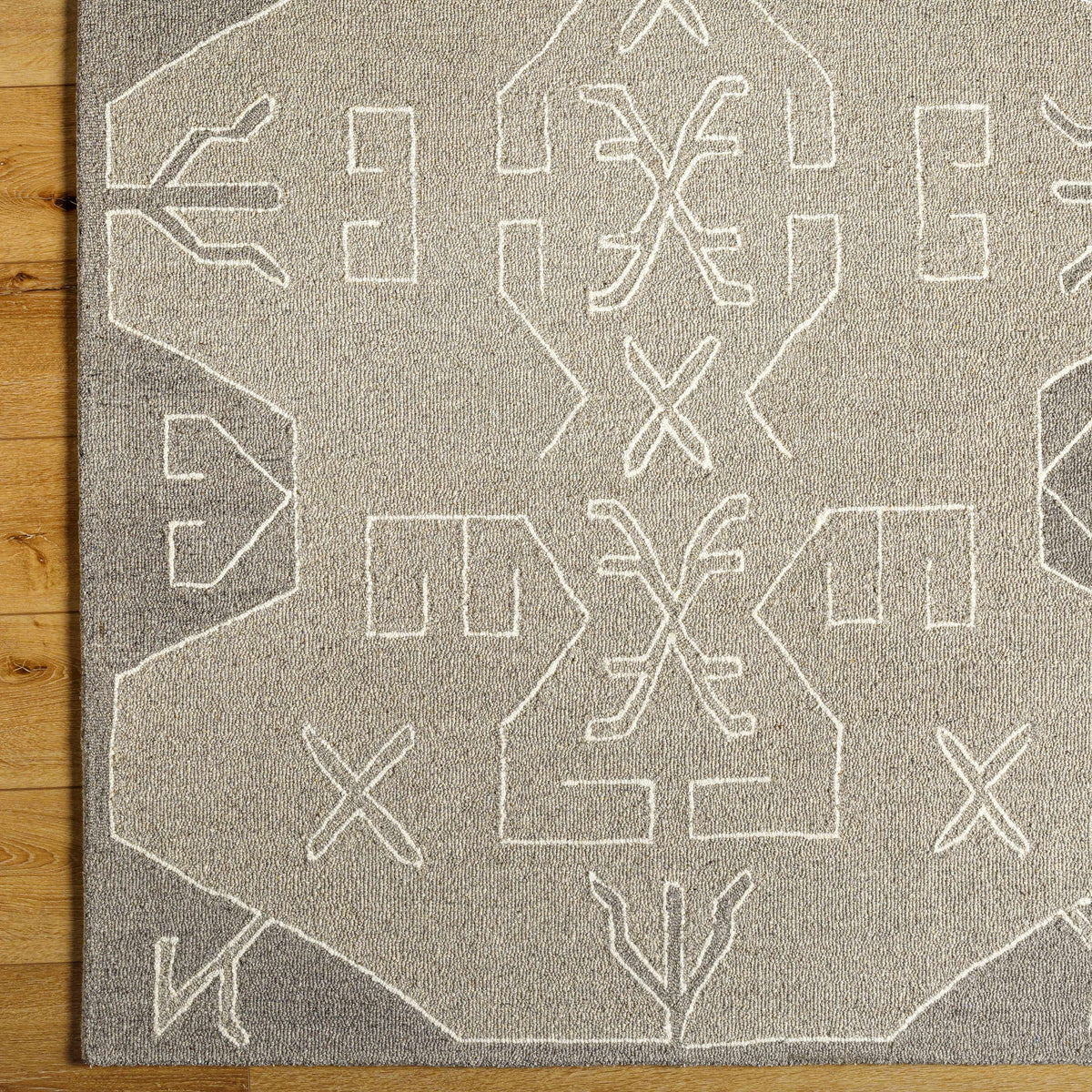 Granada GND-2352 Hand Tufted Rug