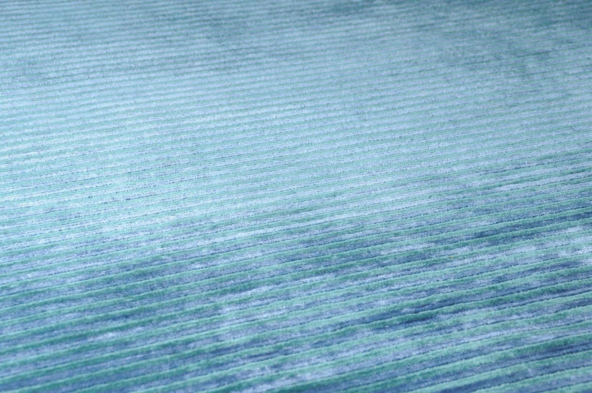 Mugal IN-8253 Hand Knotted Rug