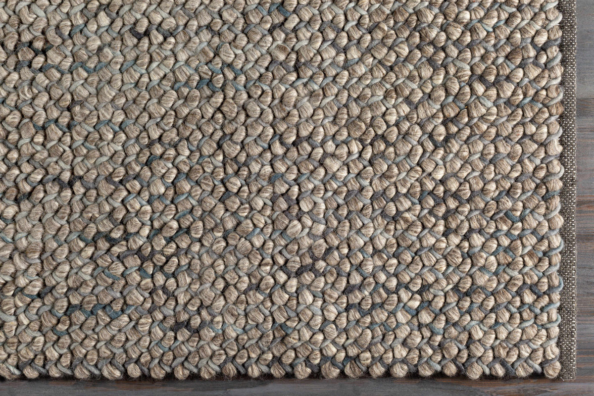 Avera AER-1003 Hand Woven Rug