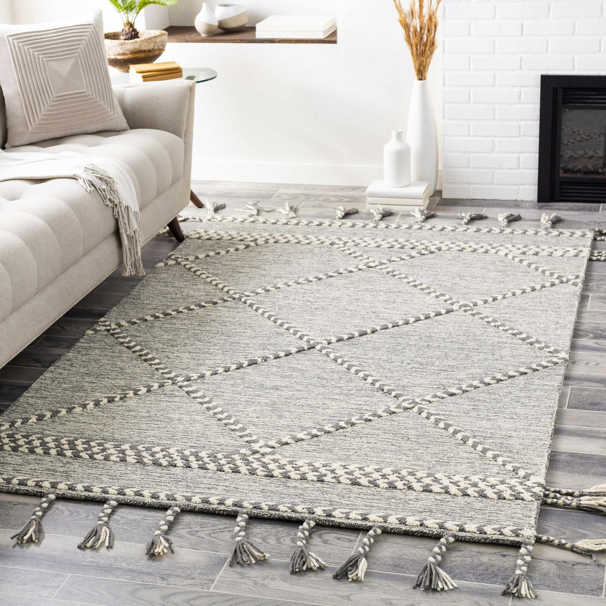 Zanafi Tassels ZTS-2306 Hand Tufted Rug