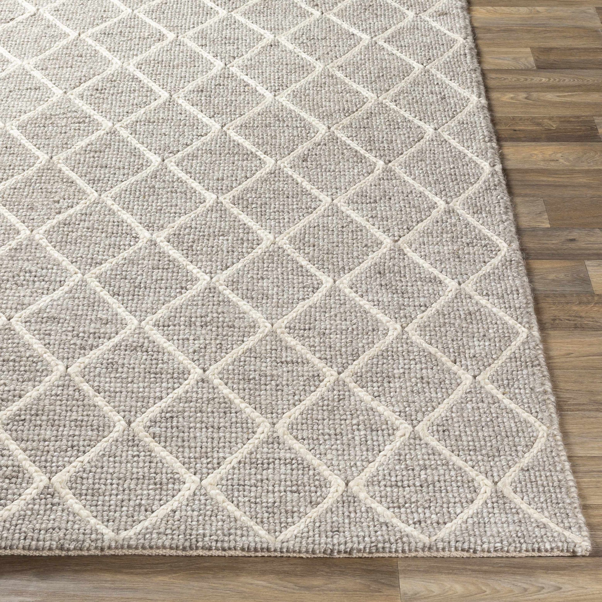 Whistler WSR-2303 Hand Woven Rug