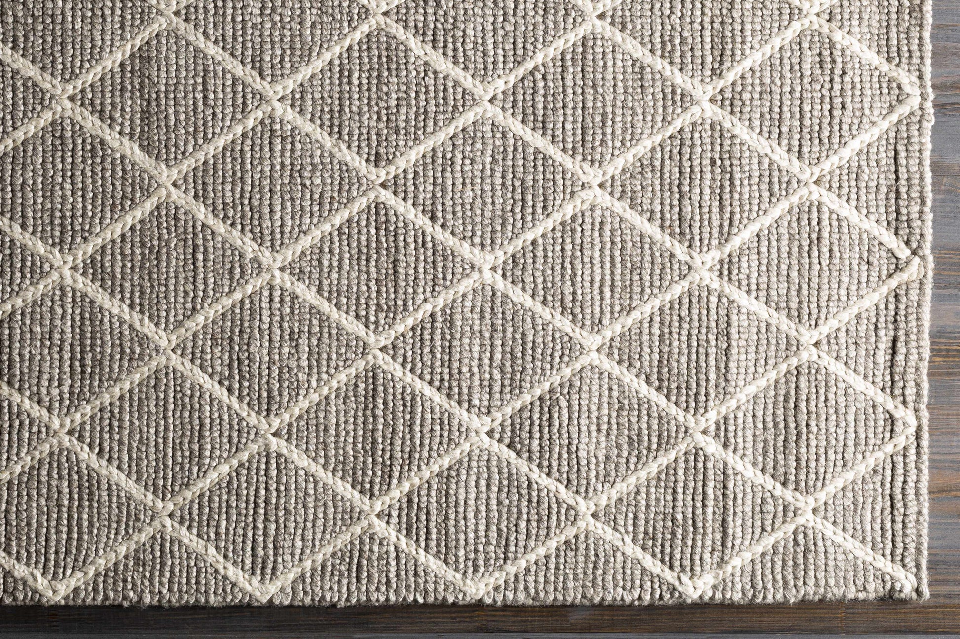 Whistler WSR-2303 Hand Woven Rug