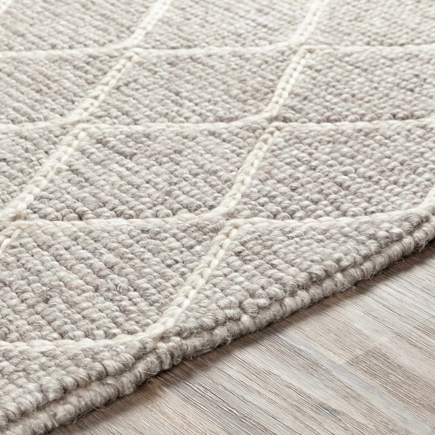 Whistler WSR-2303 Hand Woven Rug