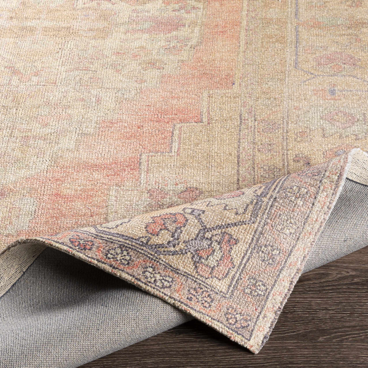 Unique UNQ-2301 Hand Tufted Rug