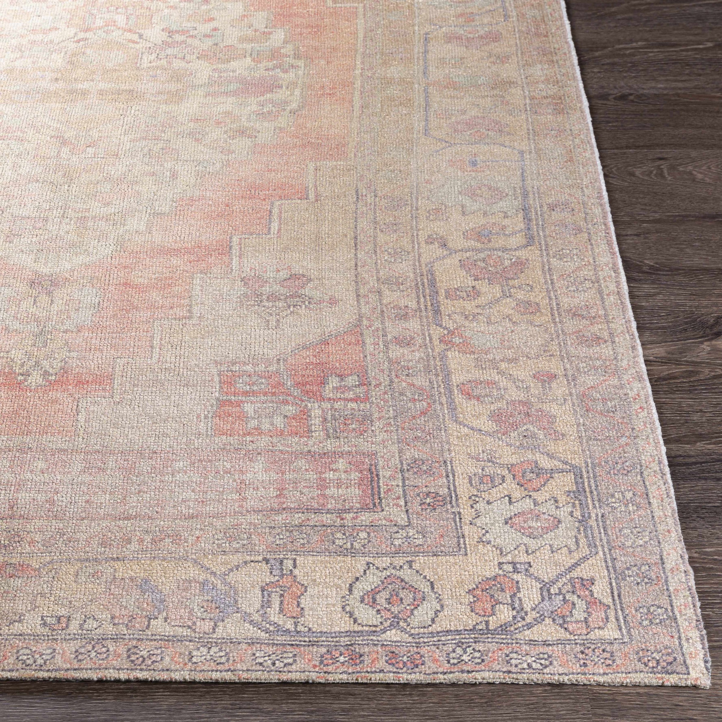 Unique UNQ-2301 Hand Tufted Rug