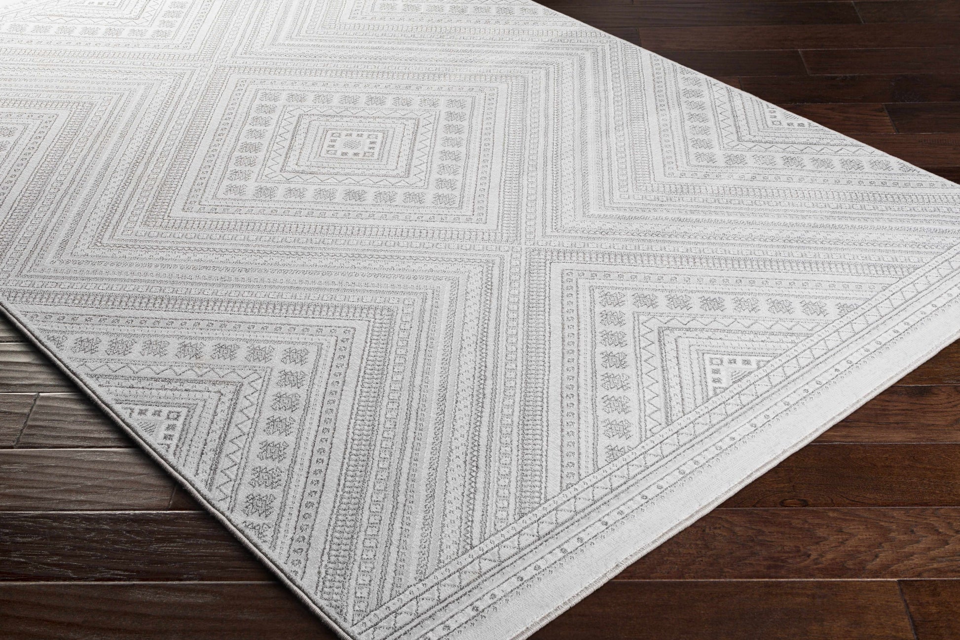 Contempo CPO-3857 Machine Woven Rug