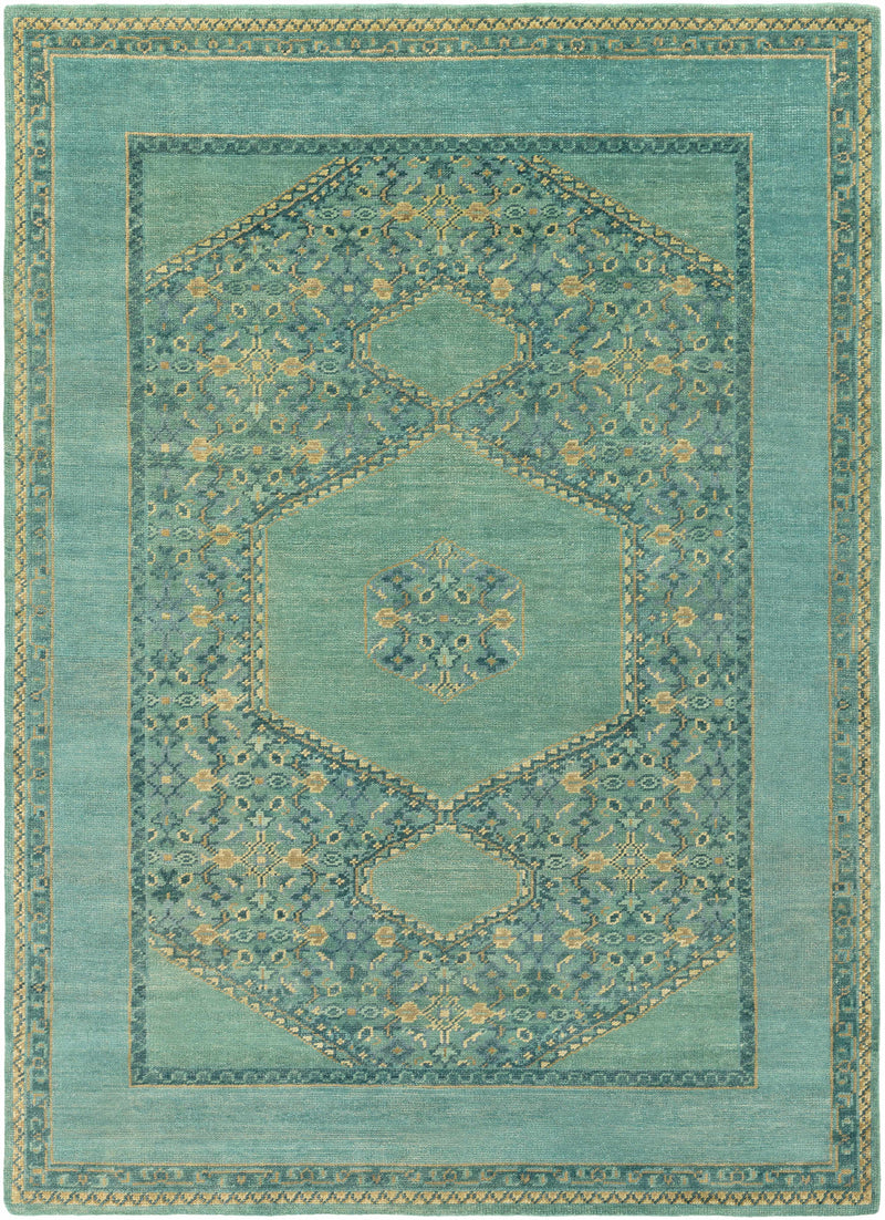 Medium Green Hand Knotted 100% Wool Traditional Rectangle Handmade rug, Indoor use only, no fringe, non-washable.