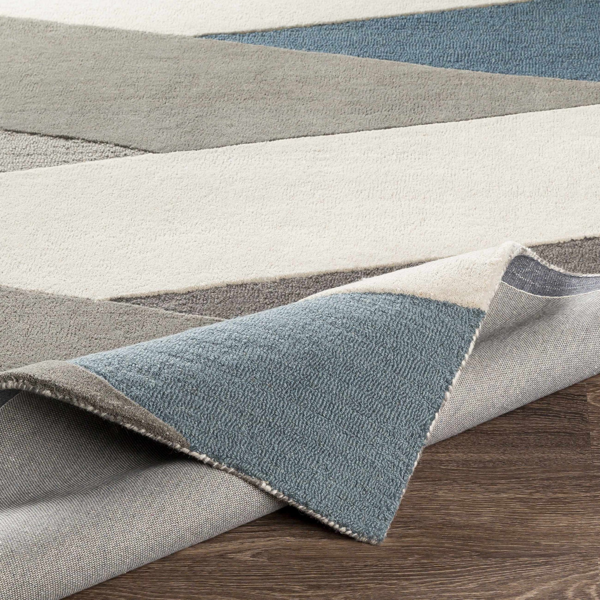 Brooklyn BRO-2307 Hand Tufted Rug