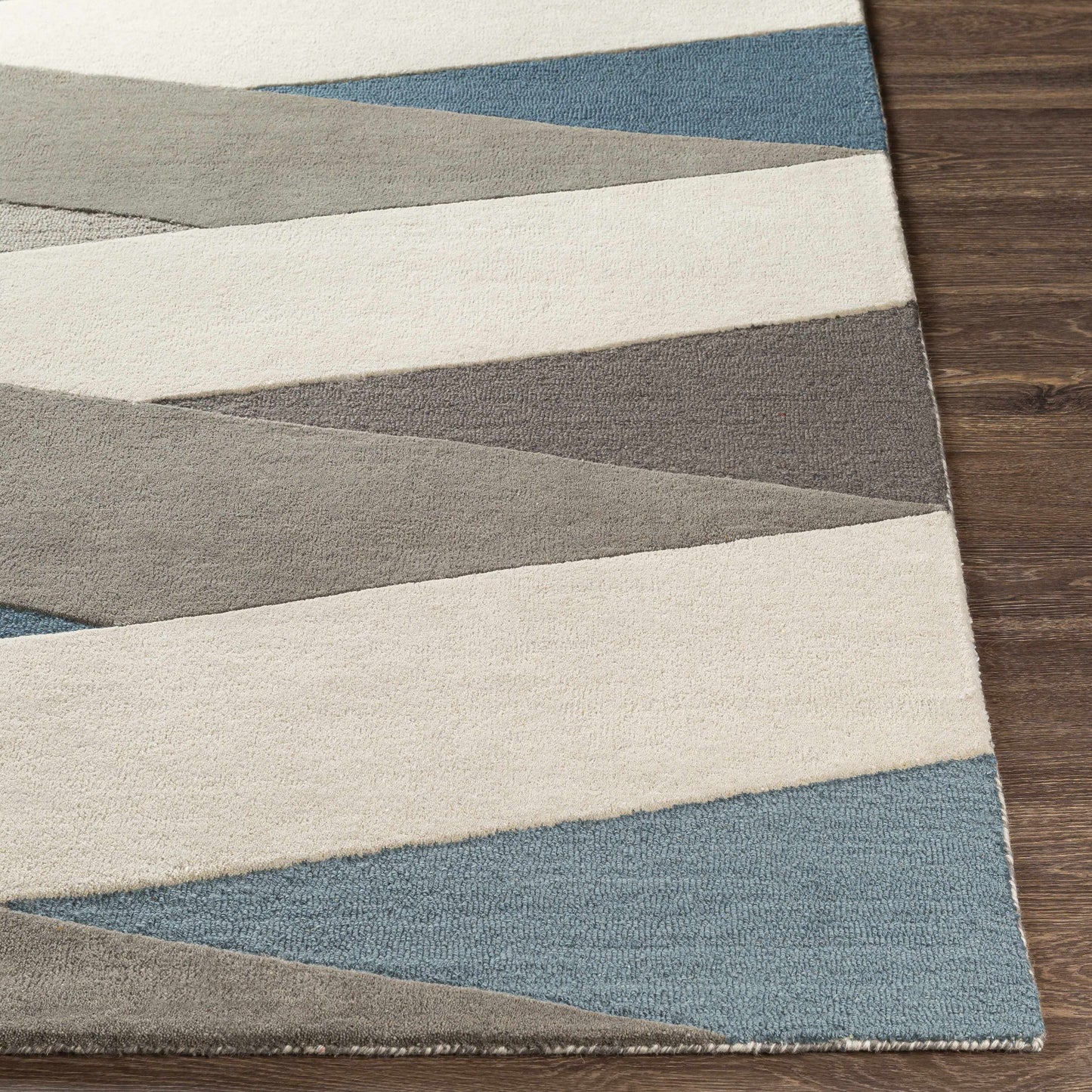 Brooklyn BRO-2307 Hand Tufted Rug