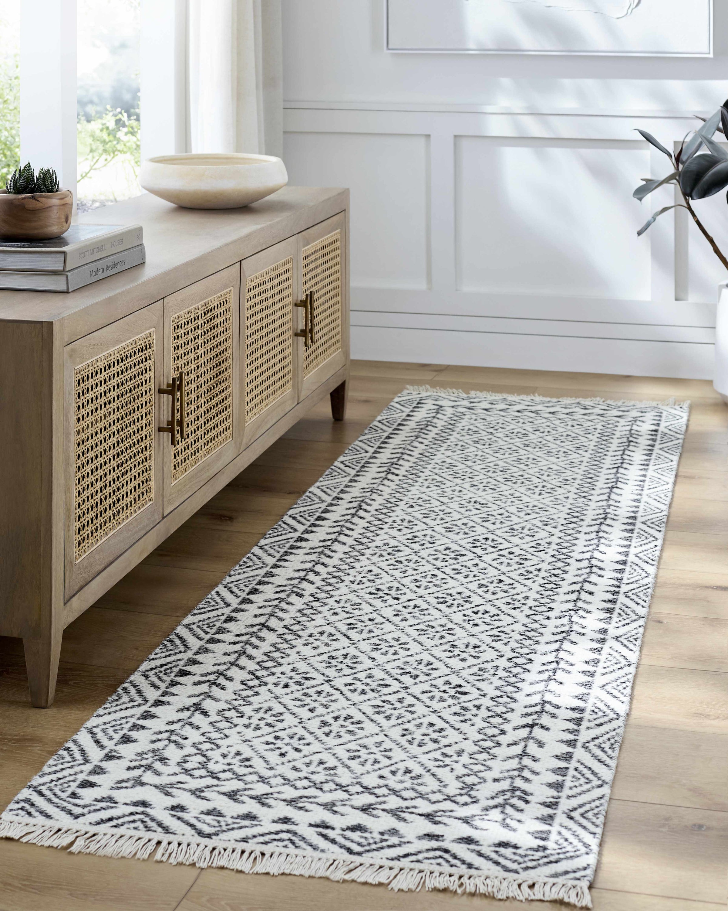 Mardin MDI-2319 Hand Woven Rug