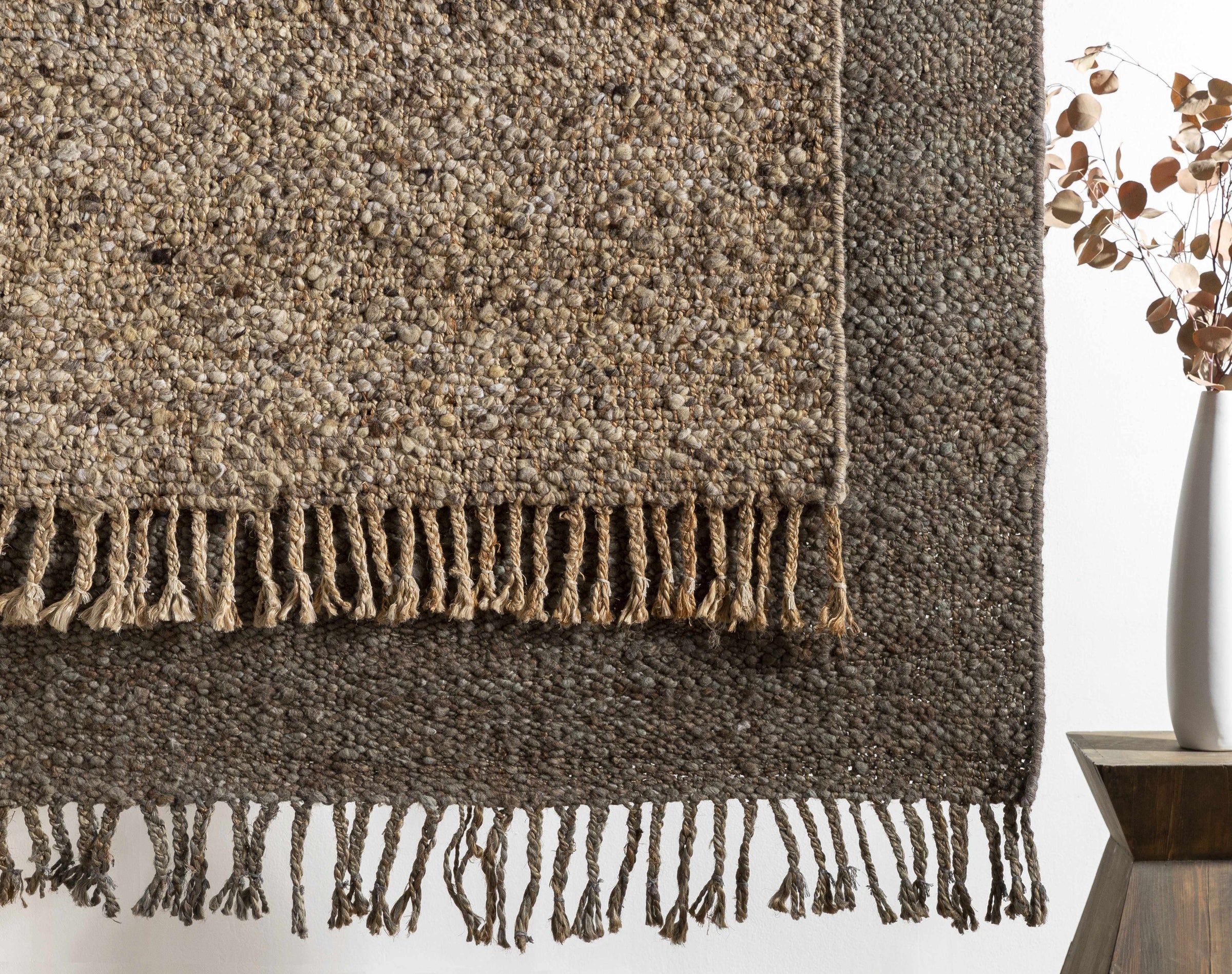 Bryant BRA-2405 Hand Woven Rug