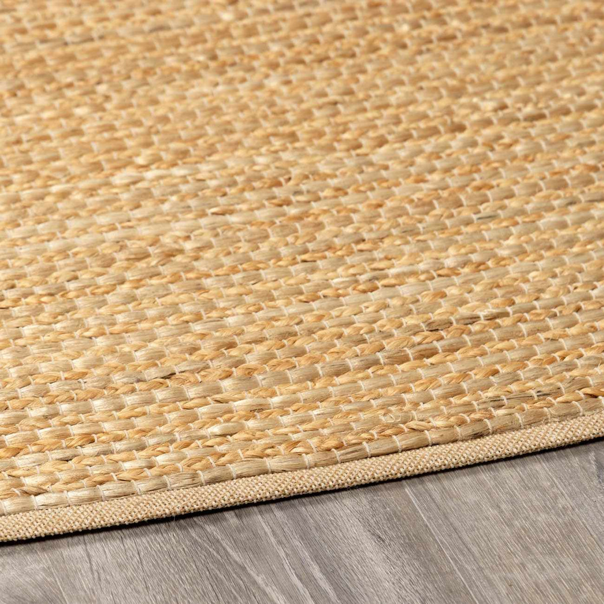 Aria IAA-1002 Handmade Rug