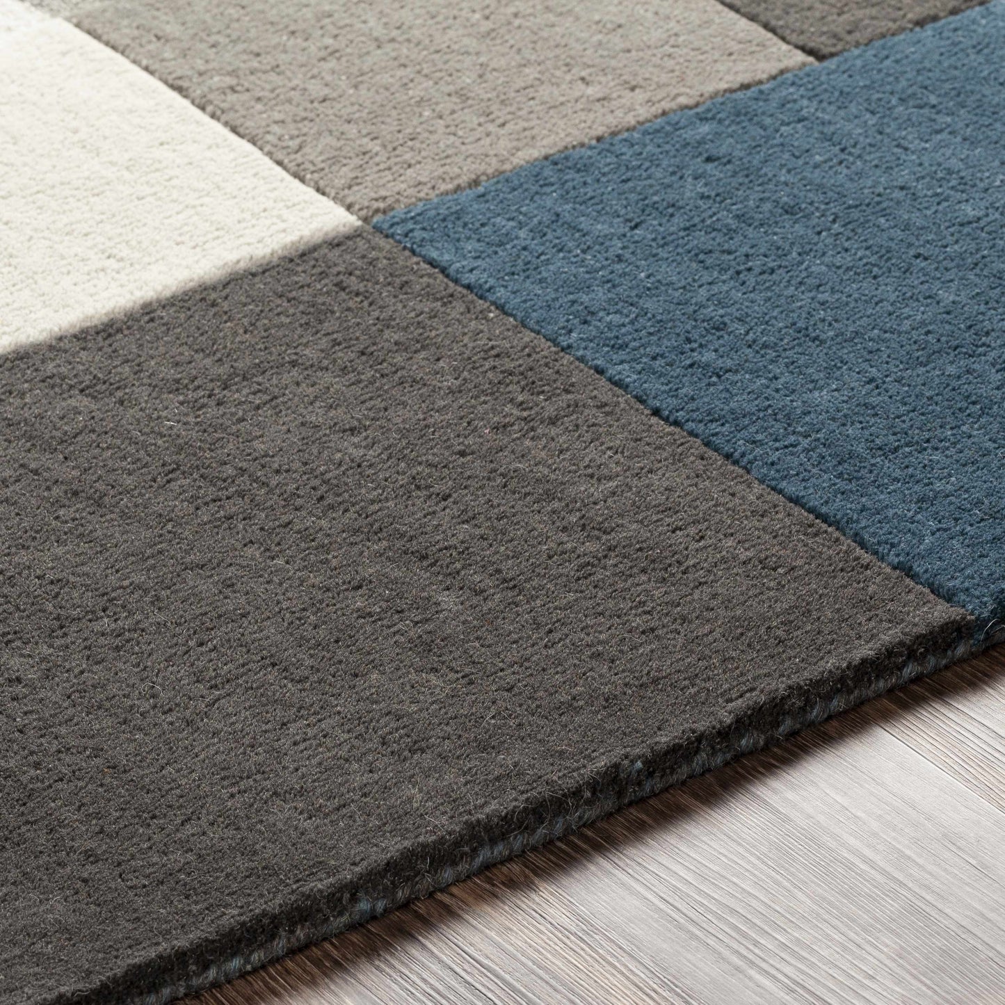 Brooklyn BRO-2301 Hand Tufted Rug