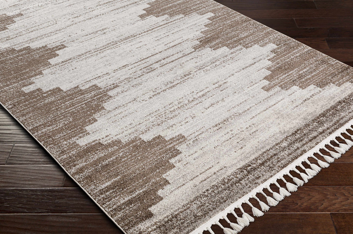 Blackburn BBN-2304 Machine Woven Rug