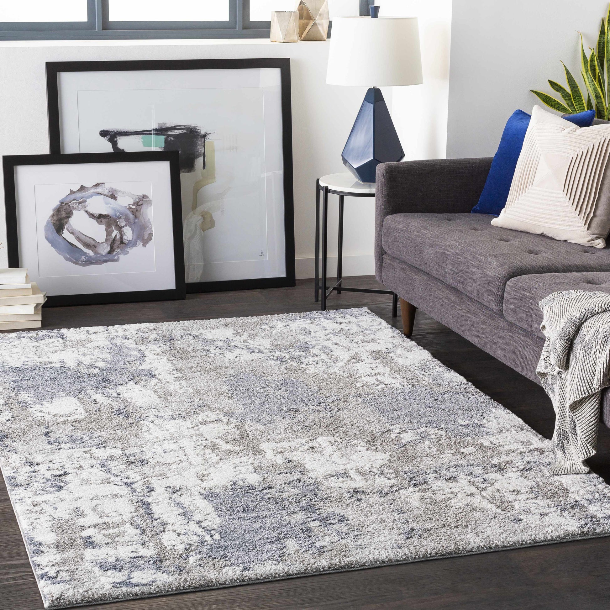Venice VNE-2306 Machine Woven Rug