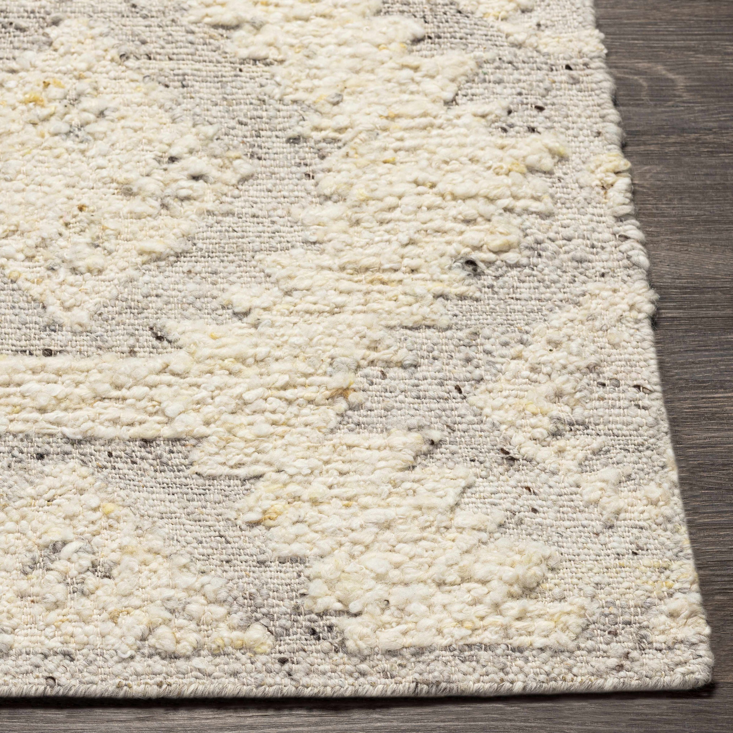 Bremen BEN-2306 Hand Woven Rug