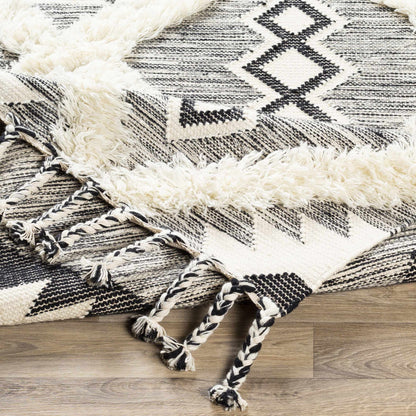 Apache APA-2303 Hand Woven Rug