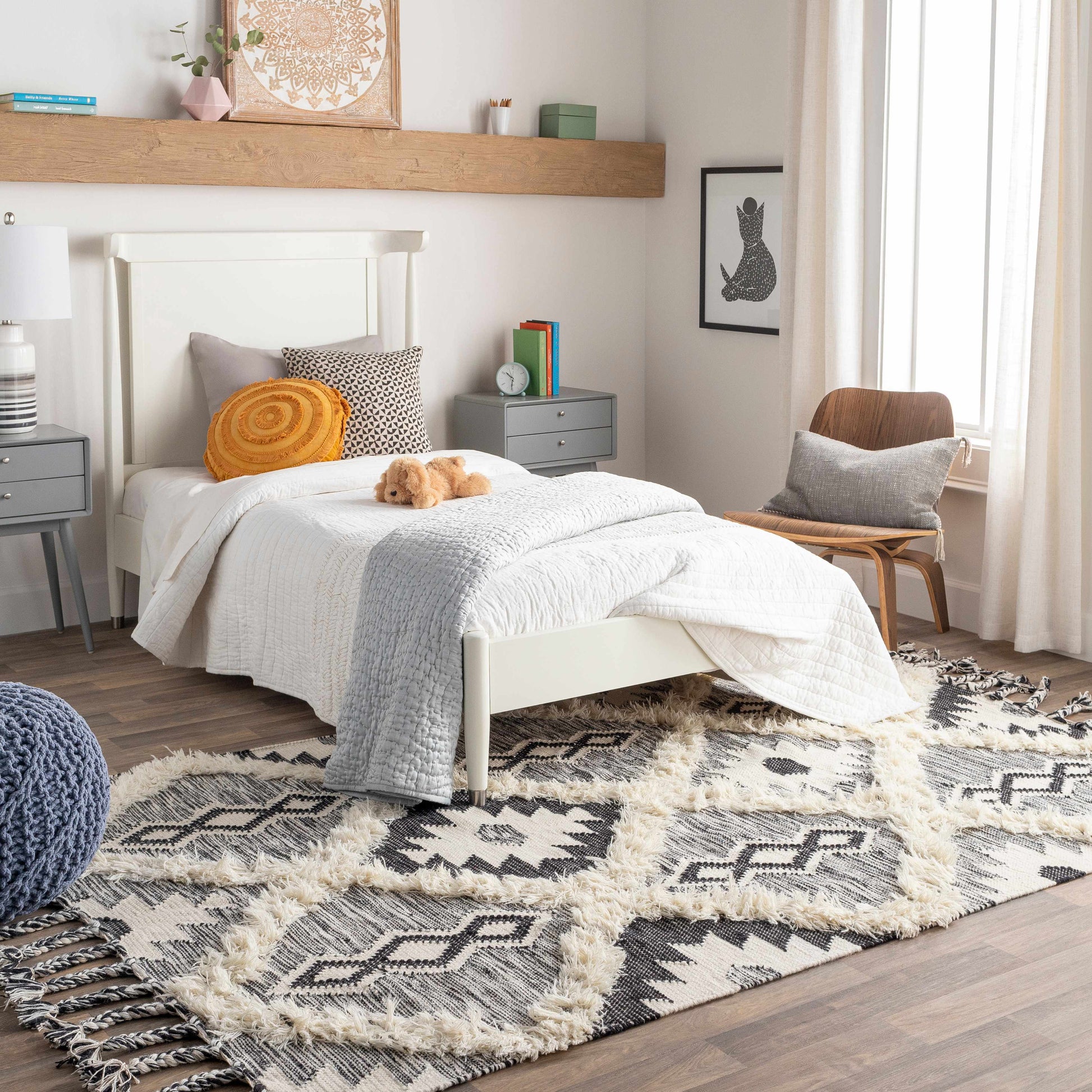 Apache APA-2303 Hand Woven Rug