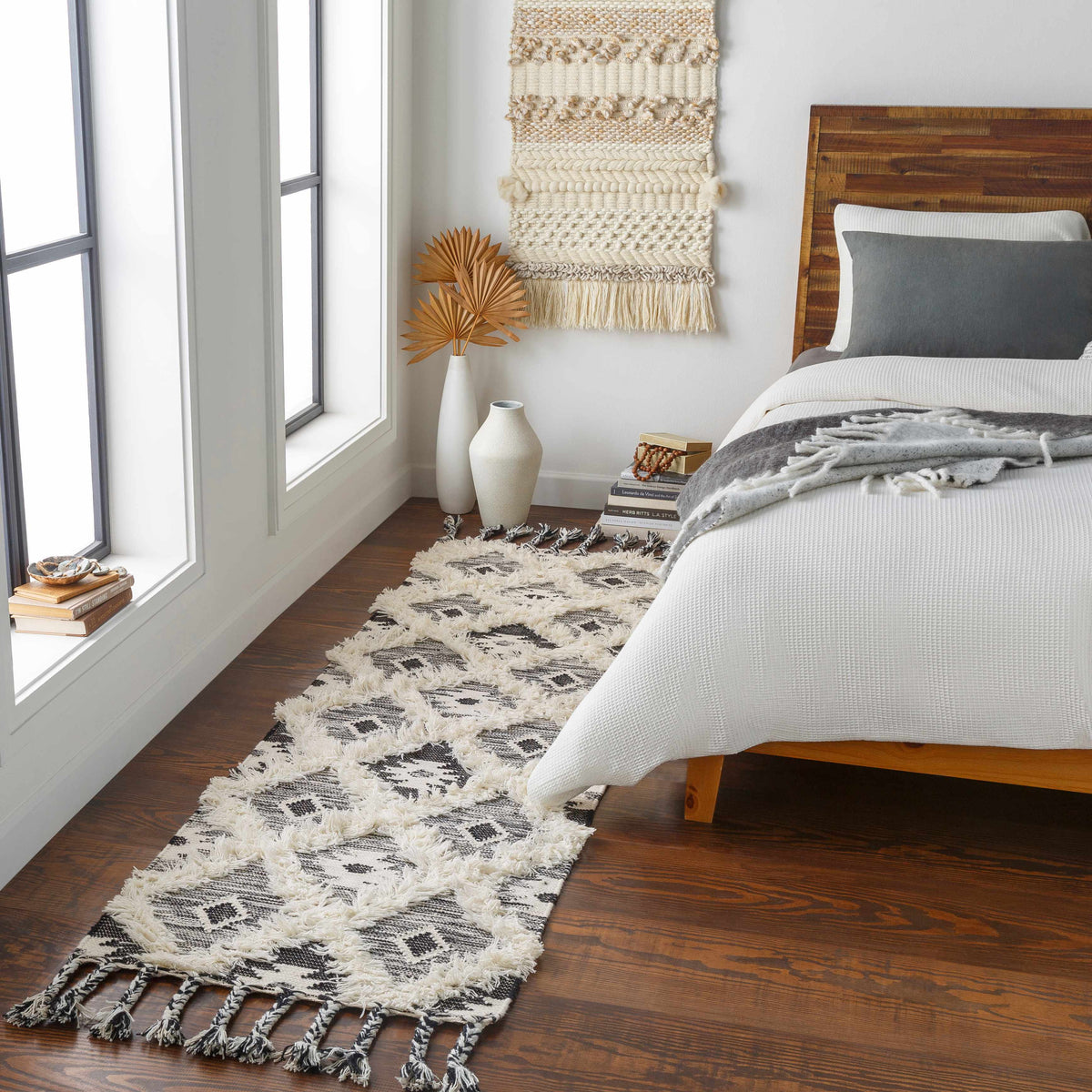 Apache APA-2303 Hand Woven Rug