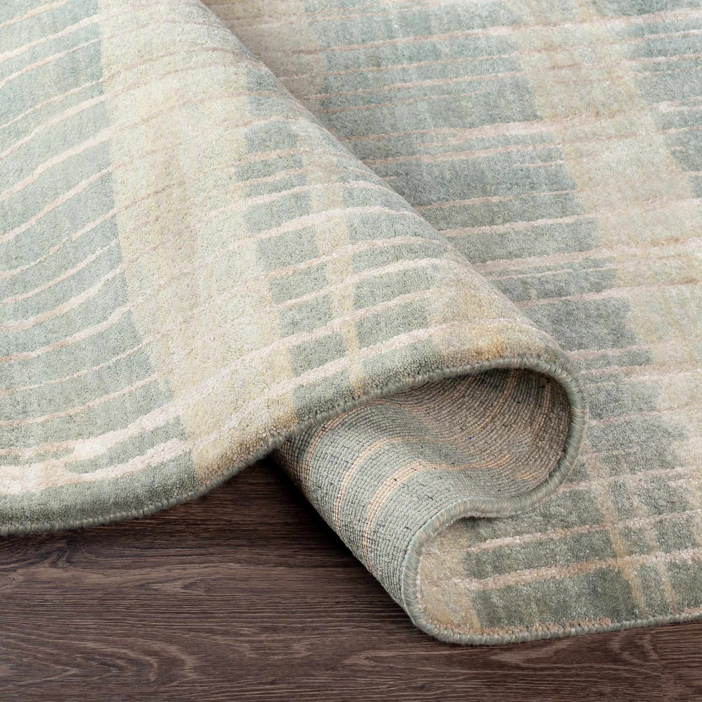 Luminous LMN-3022 Hand Knotted Rug