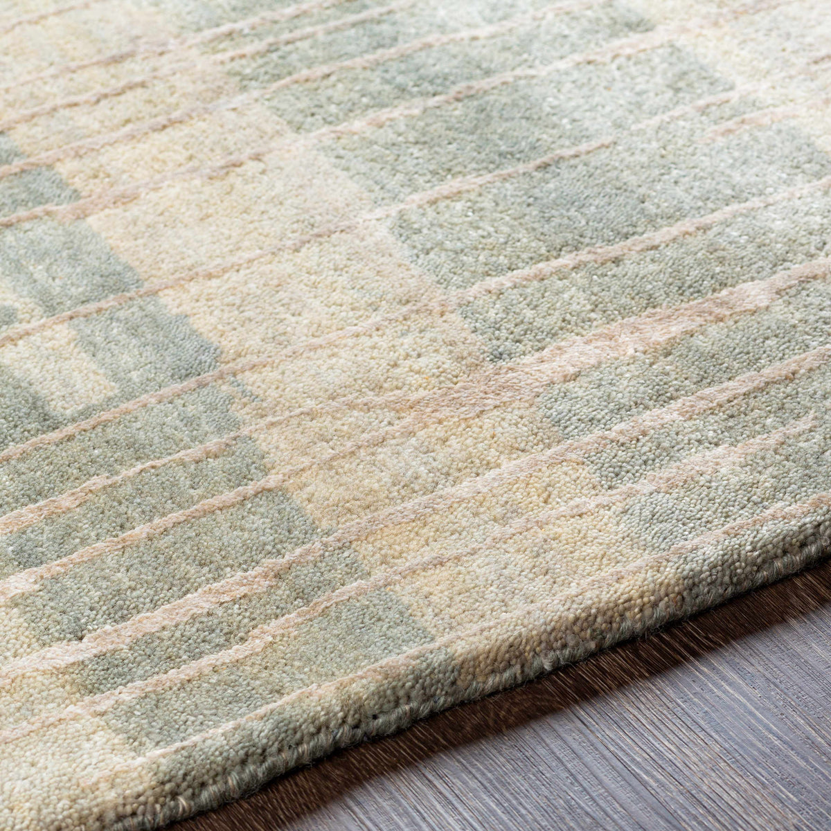 Luminous LMN-3022 Hand Knotted Rug