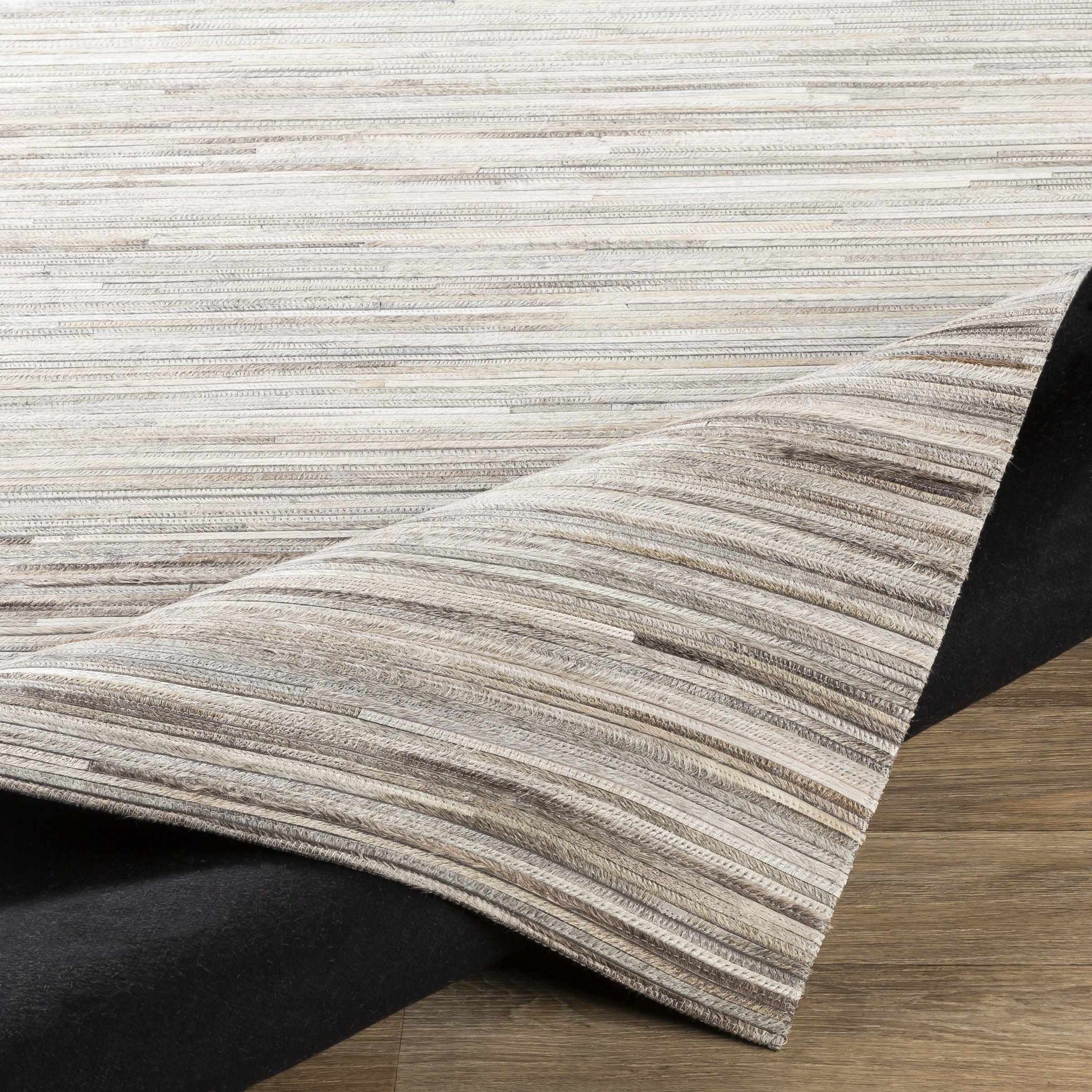 Zander ZND-1009 Hand Crafted Rug