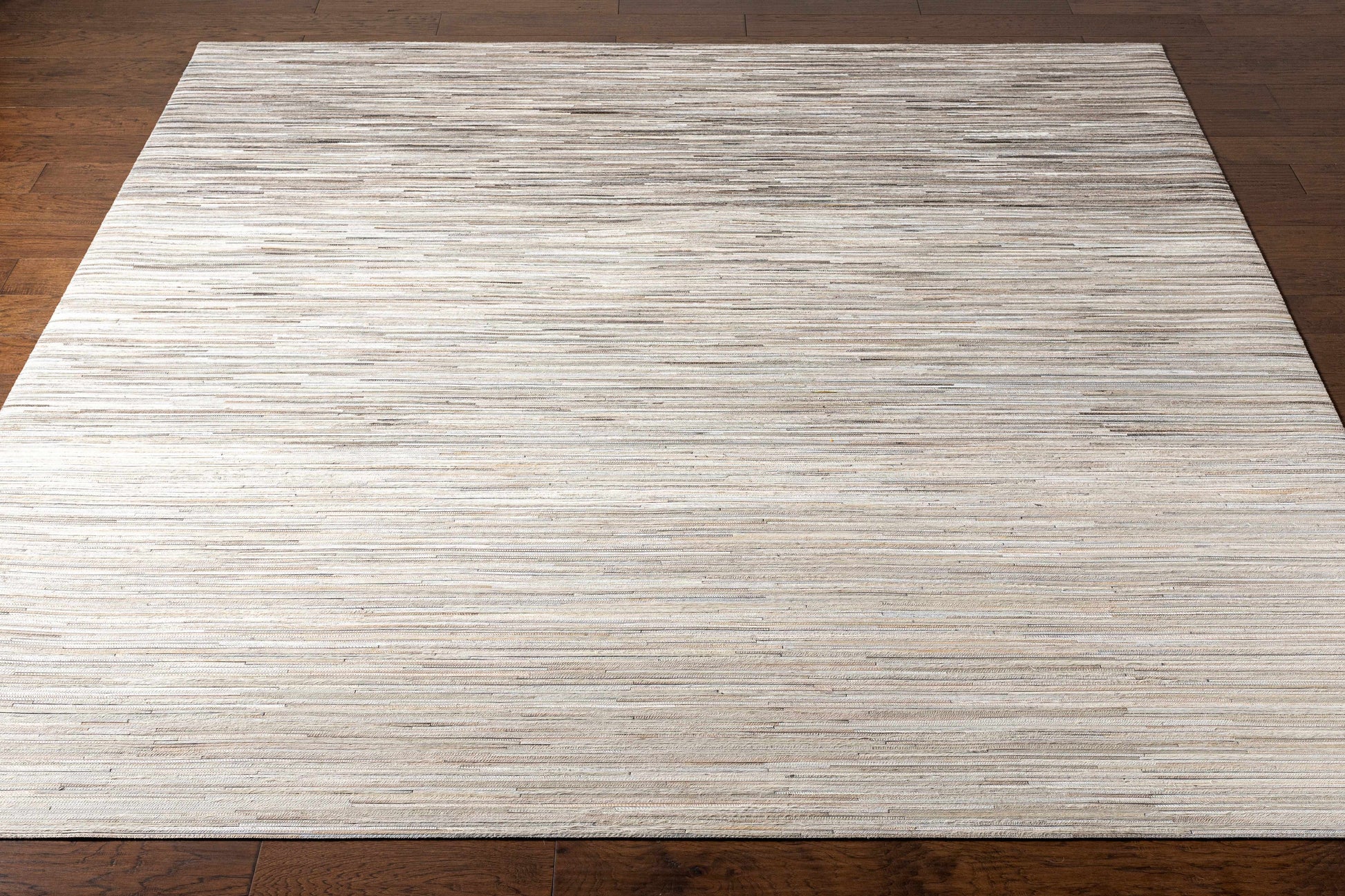 Zander ZND-1009 Hand Crafted Rug