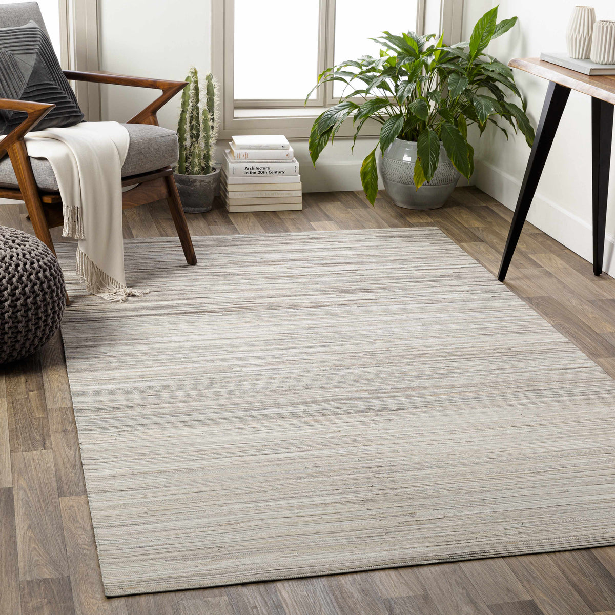 Zander ZND-1009 Hand Crafted Rug