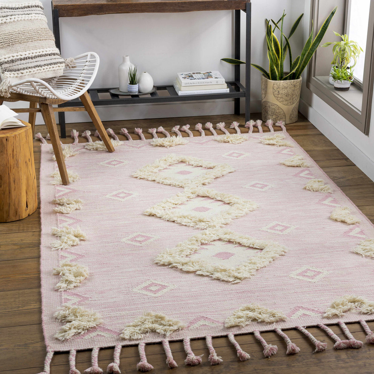 Apache APA-2308 Hand Woven Rug