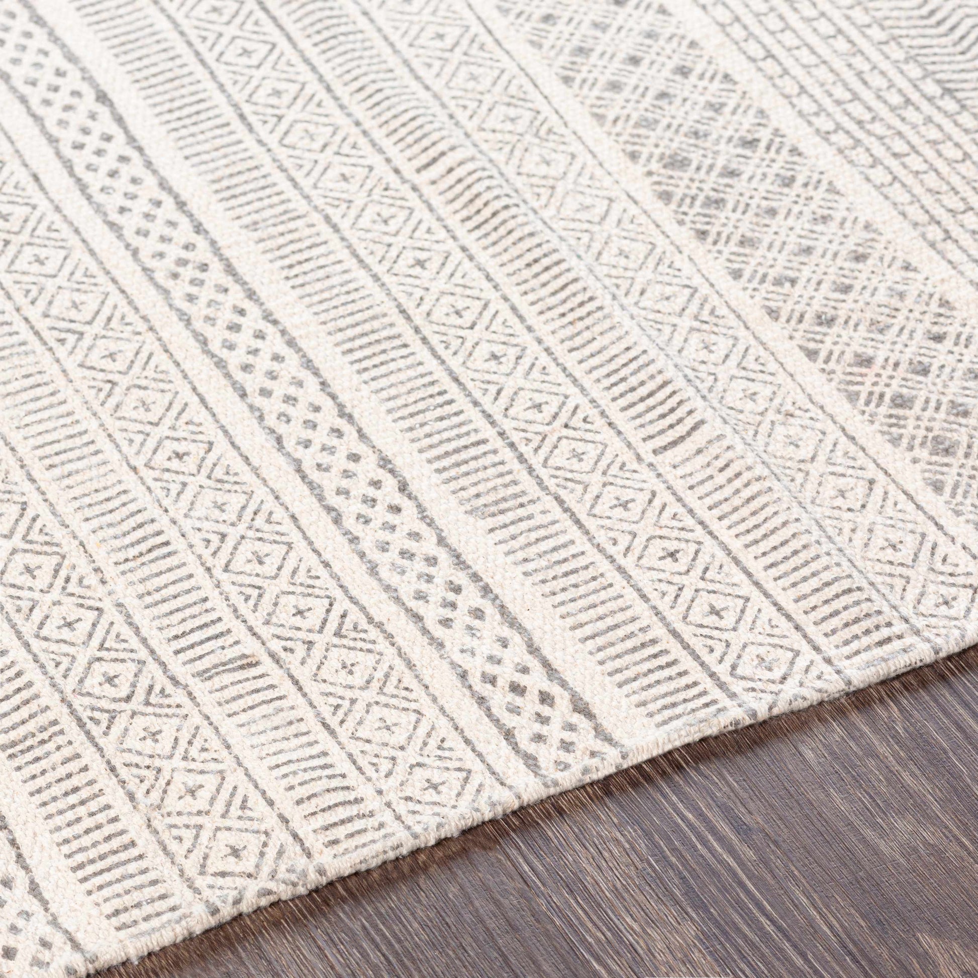 July JUY-2304 Hand Woven Rug