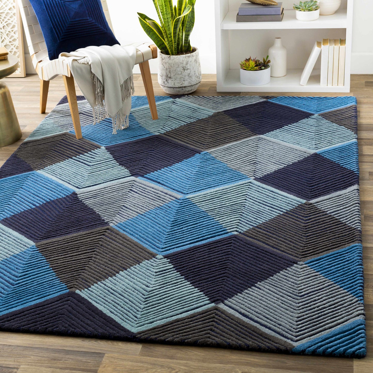 Harlequin HQL-8042 Hand Tufted Rug