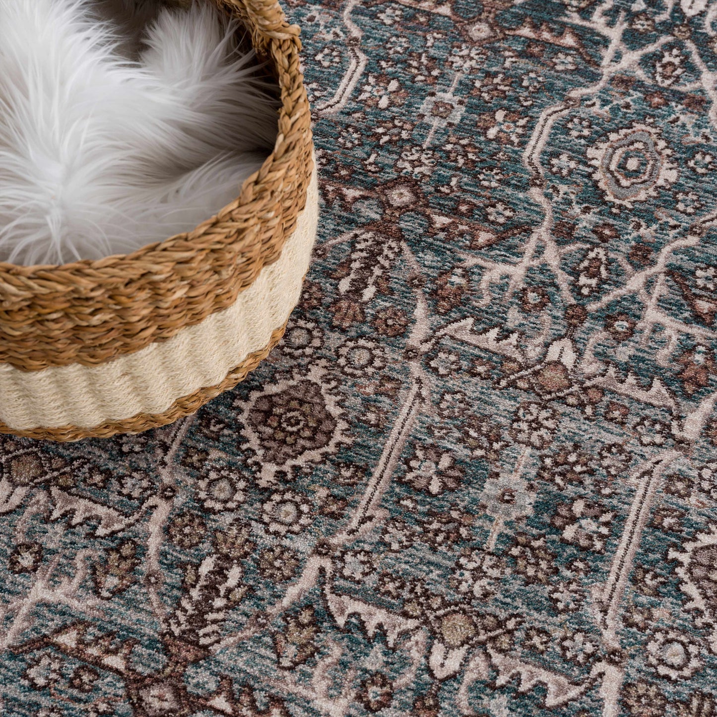 Carlisle CSI-2303 Machine Woven Rug