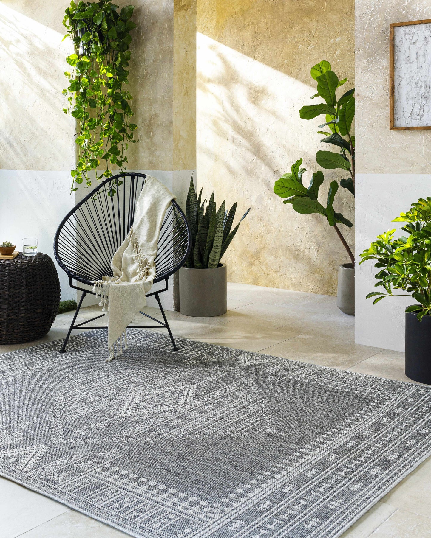 Pismo Beach PMB-2317 Machine Woven Rug