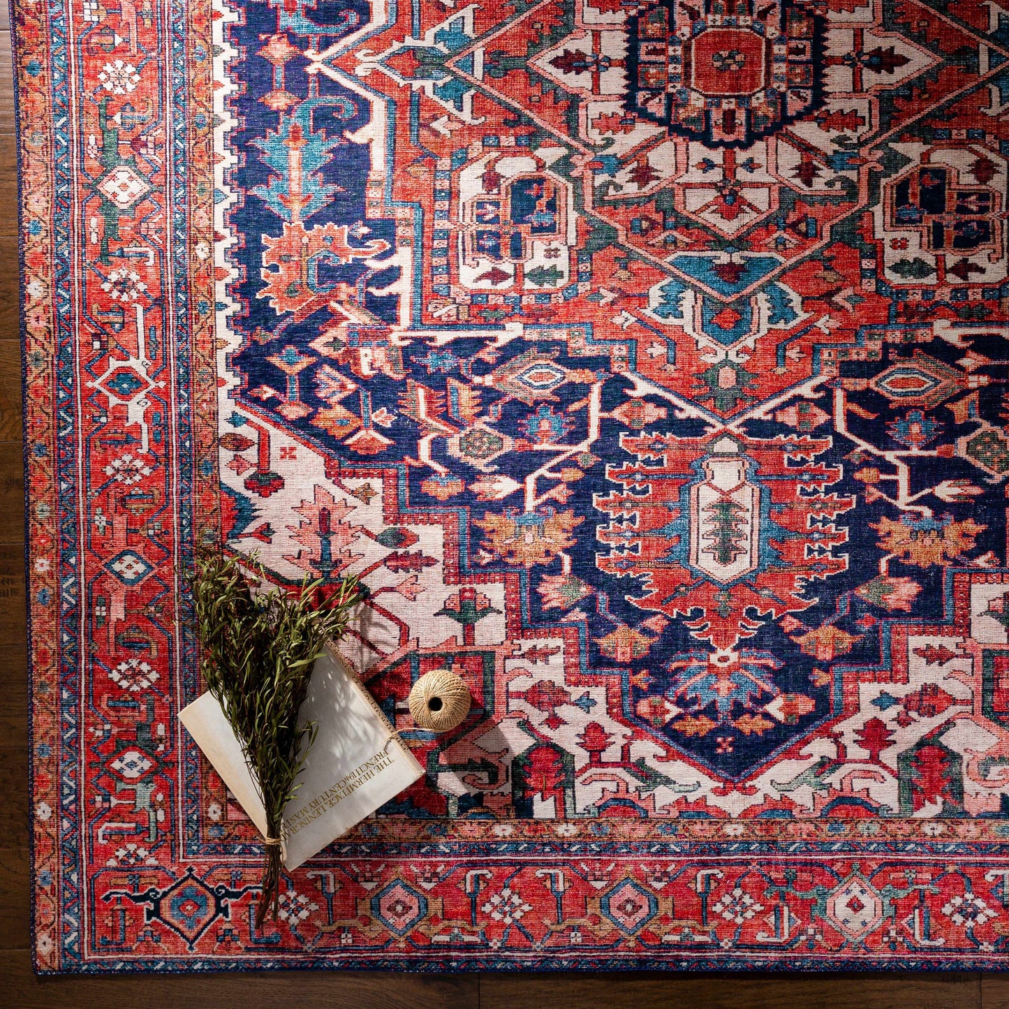 Iris IRS-2336 Machine Woven Rug