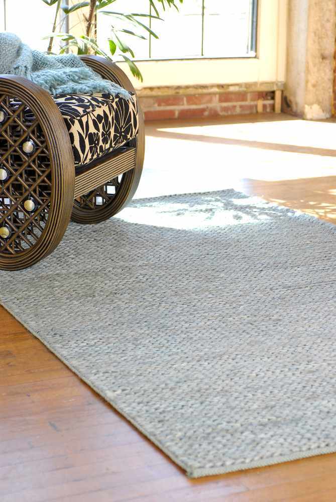 Tropics TRO-1004 Hand Woven Rug