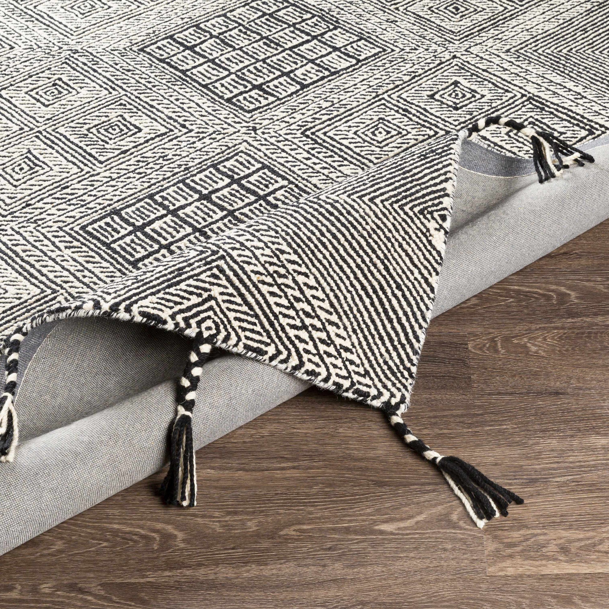 Zanafi Tassels ZTS-2309 Hand Tufted Rug