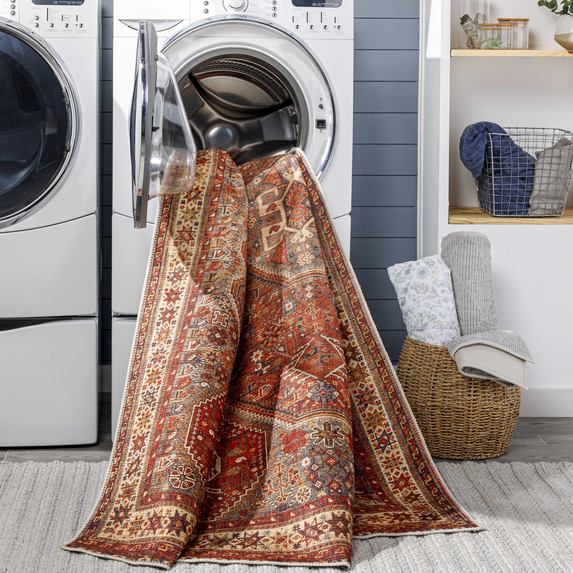 Amelie AML-2339 Machine Woven Rug