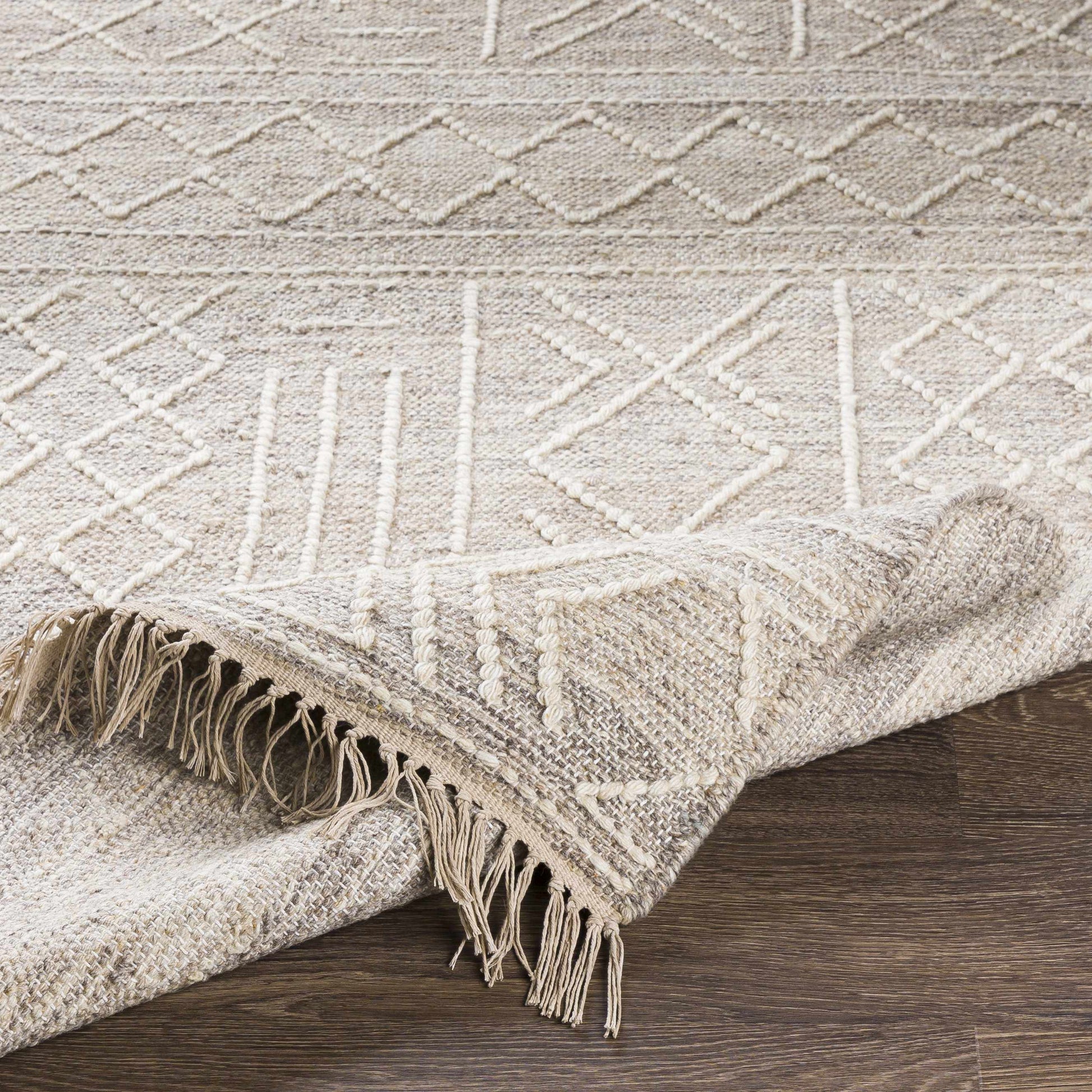 Cheyenne CHY-2305 Hand Woven Rug