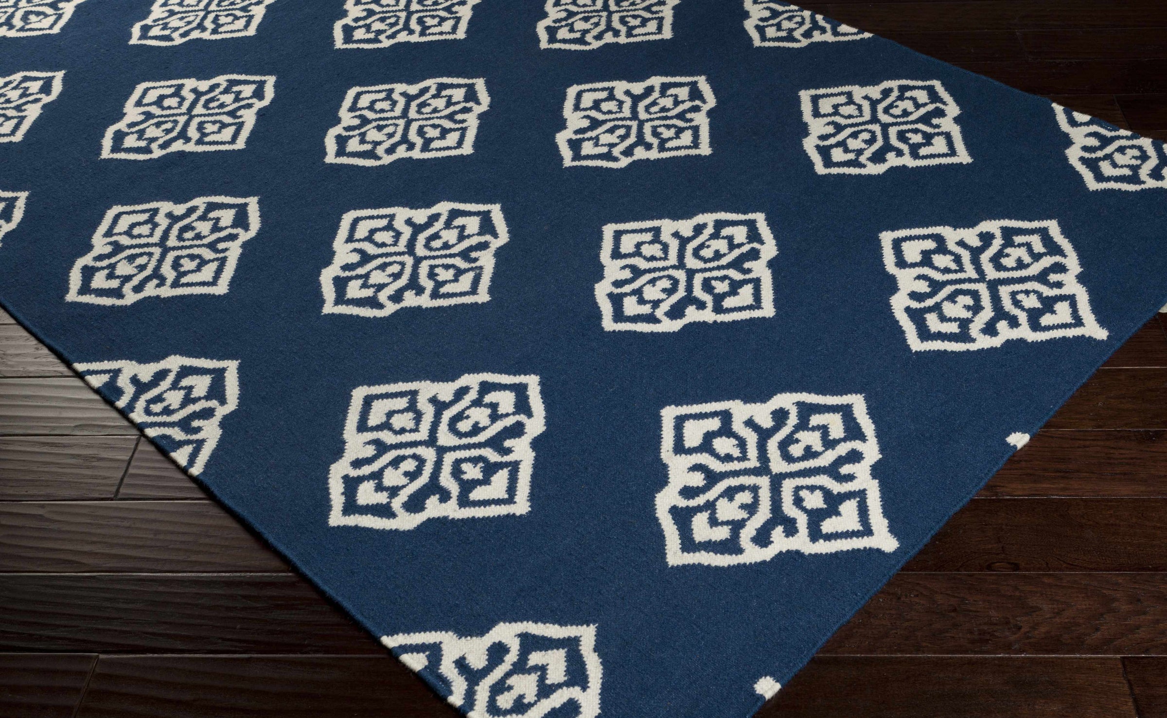 Frontier FT-366 Hand Woven Rug