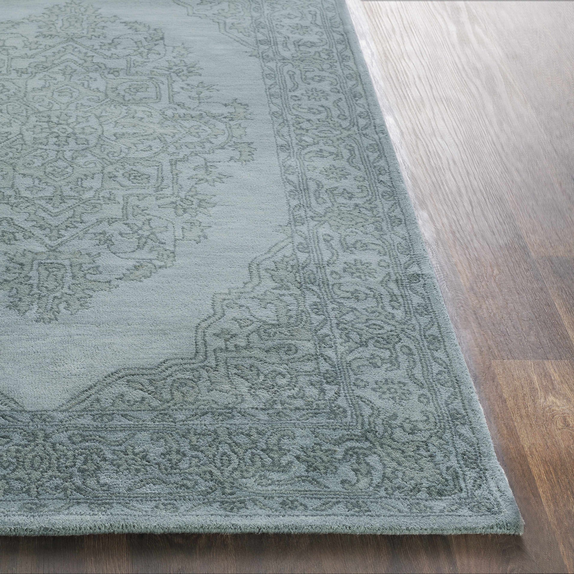 Middleton AWMD-2352 Hand Tufted Rug