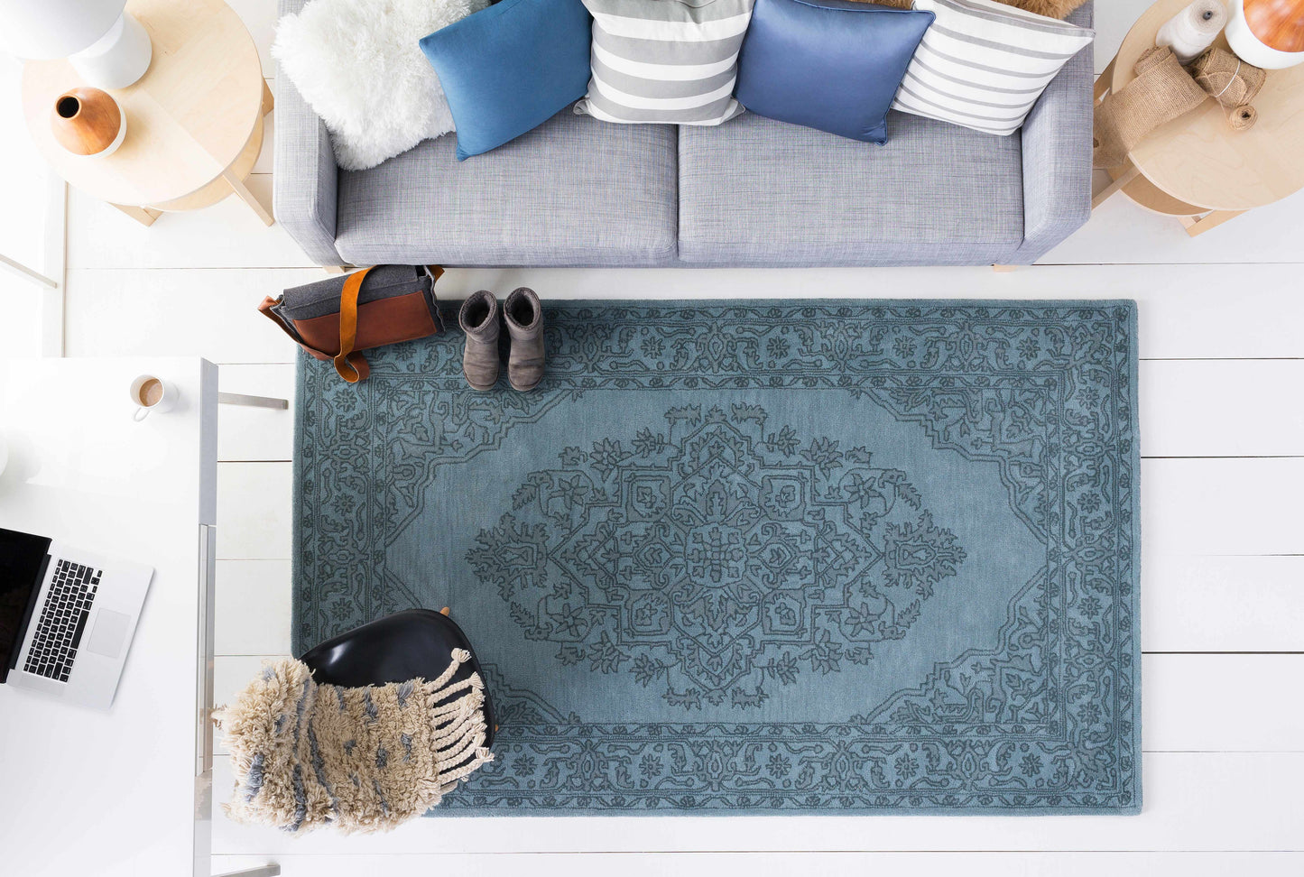 Middleton AWMD-2352 Hand Tufted Rug