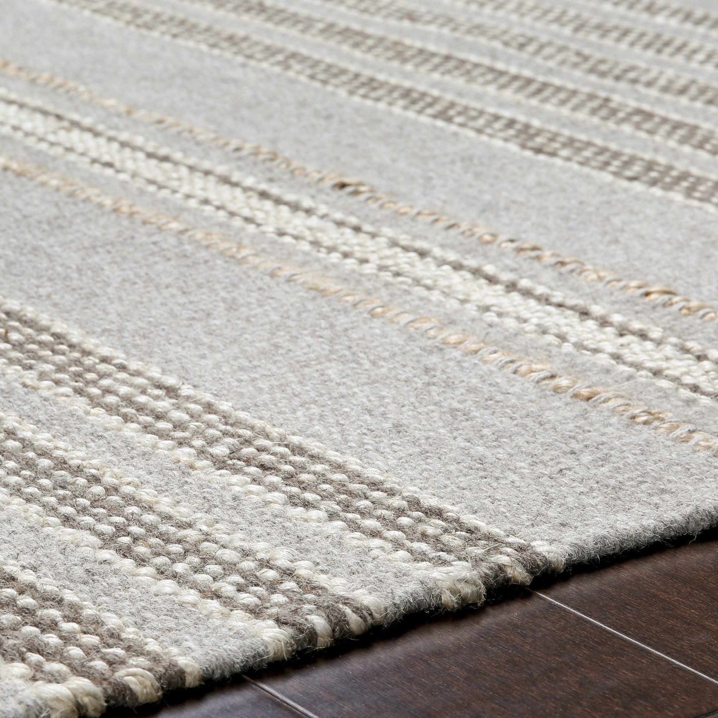 Thebes THB-1000 Hand Woven Rug
