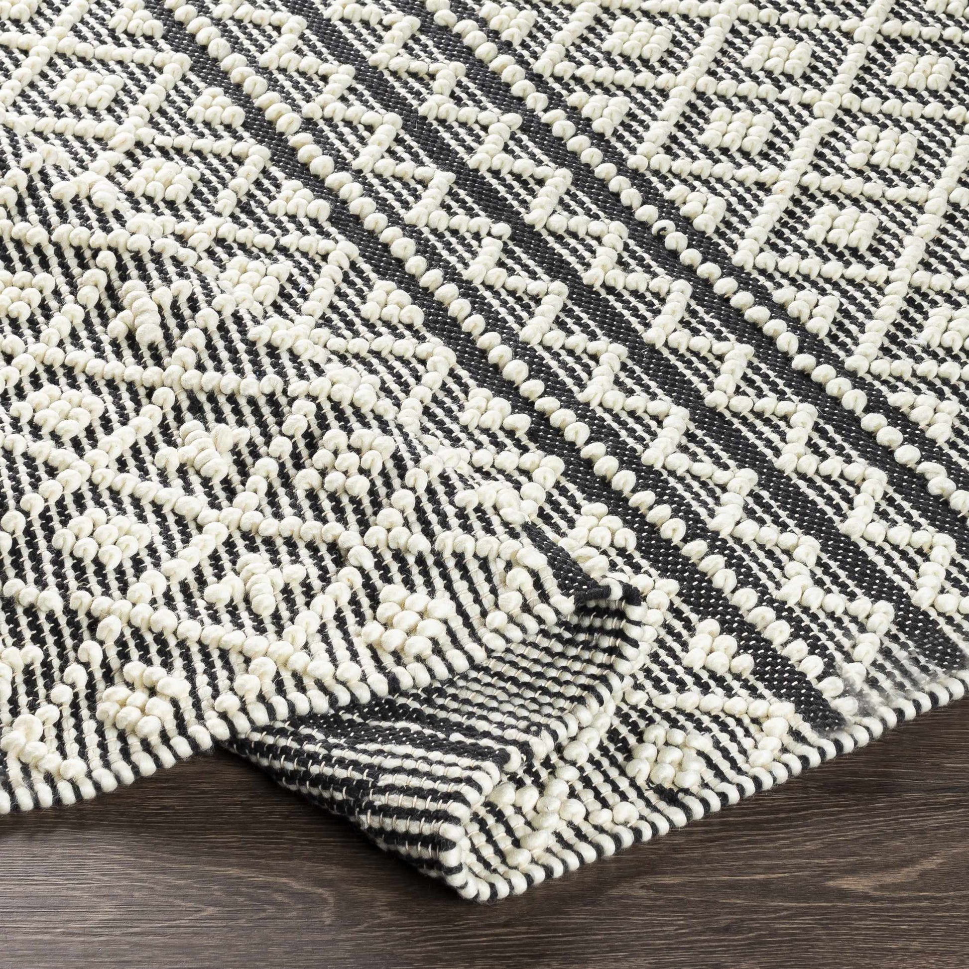 Farmhouse Tassels FTS-2300 Hand Woven Rug