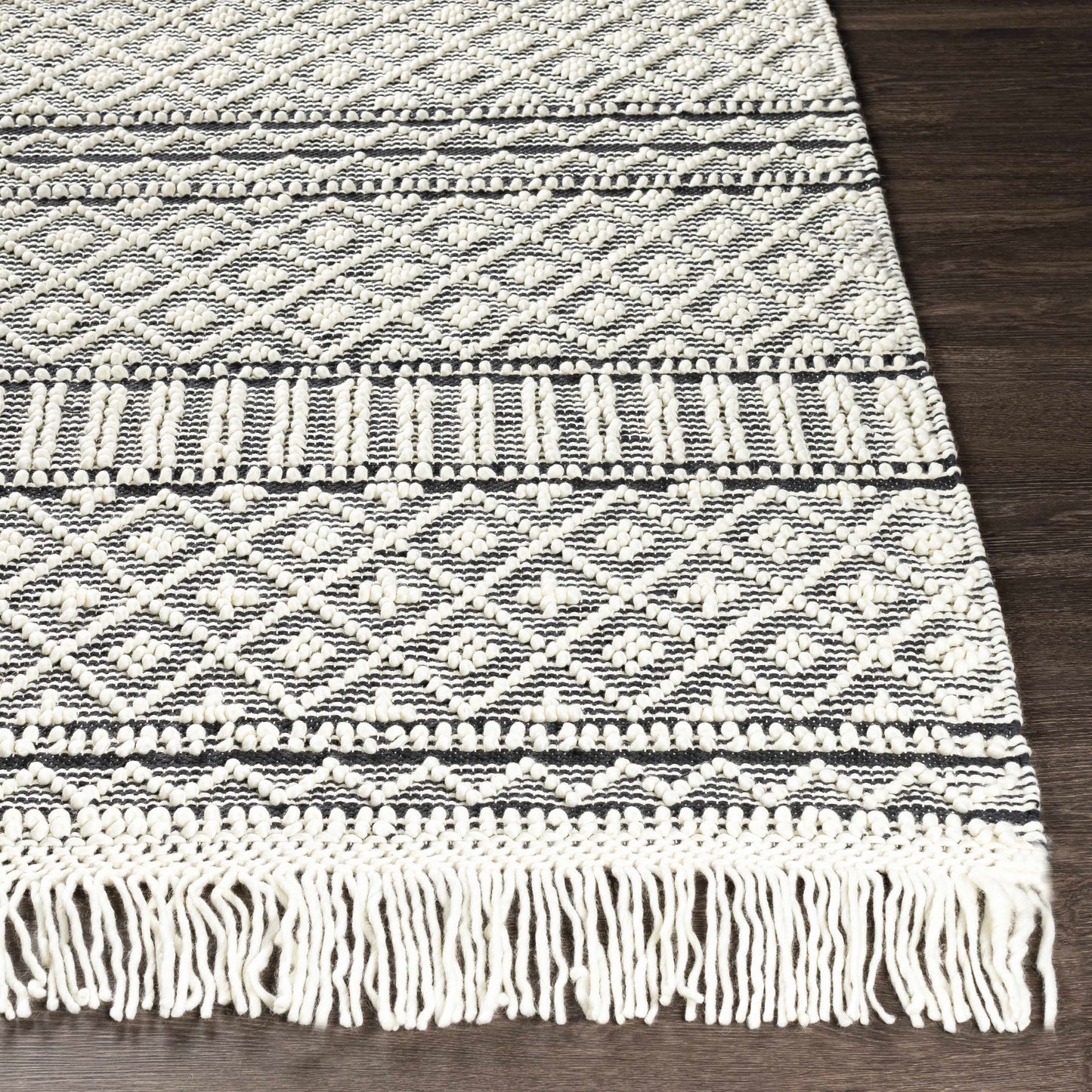 Farmhouse Tassels FTS-2300 Hand Woven Rug