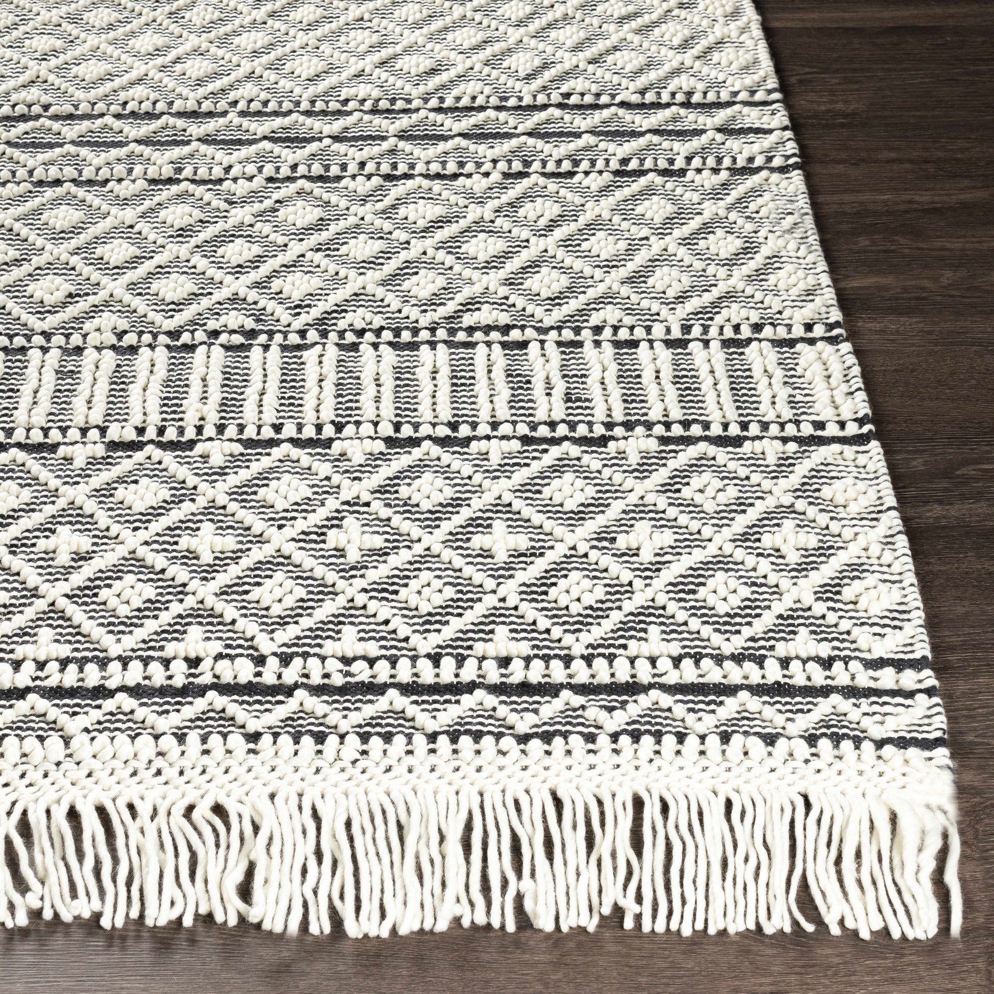 Farmhouse Tassels FTS-2300 Hand Woven Rug