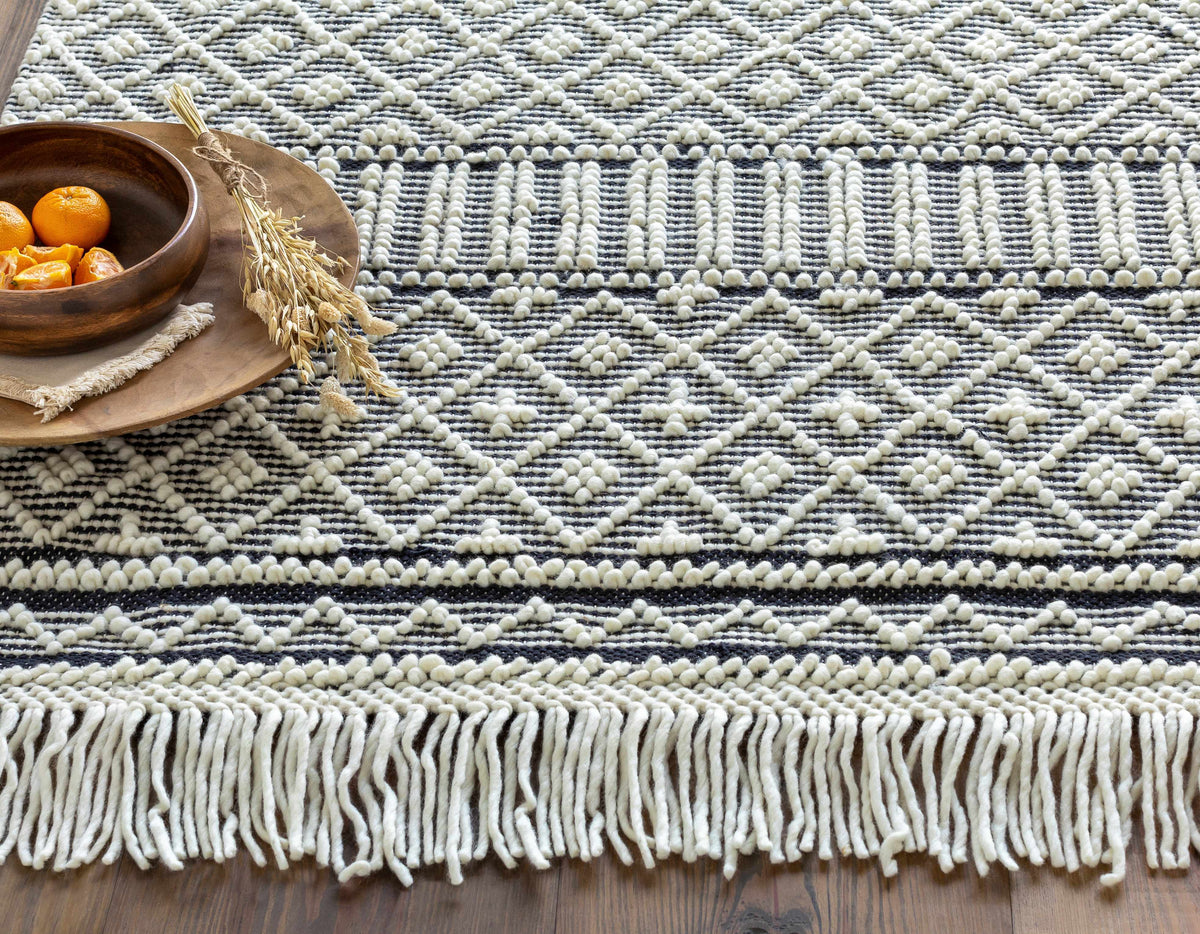 Farmhouse Tassels FTS-2300 Hand Woven Rug