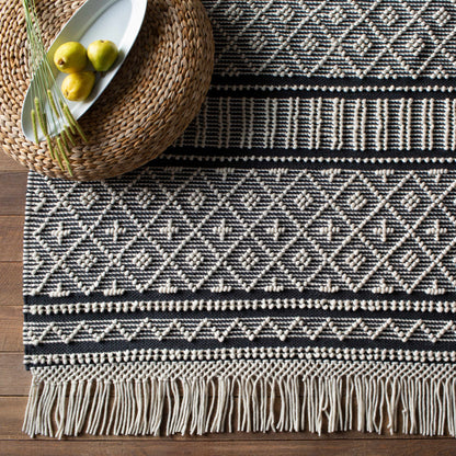 Farmhouse Tassels FTS-2300 Hand Woven Rug