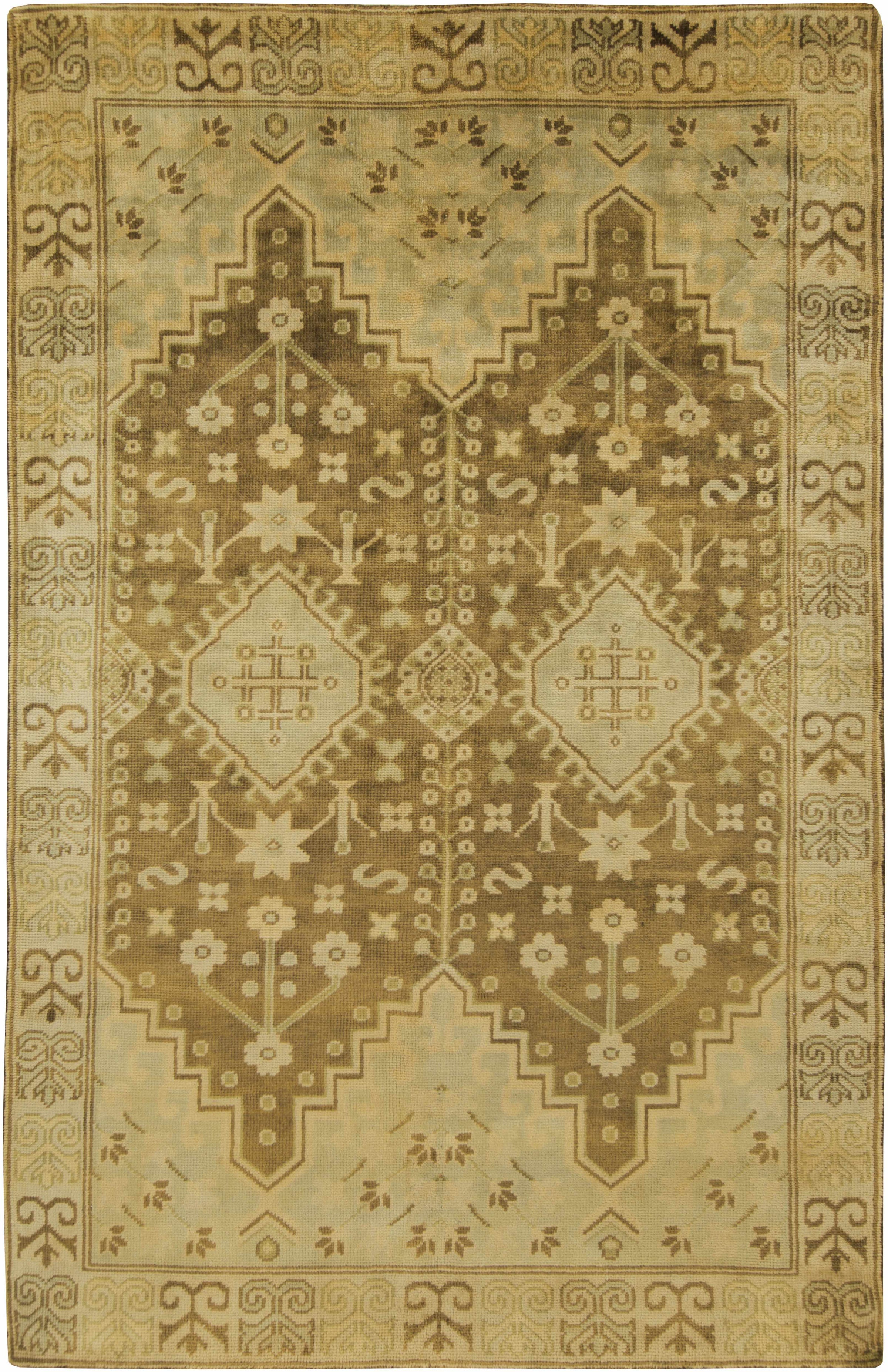 Light Brown Hand Knotted 100% NZ Wool Traditional Rectangle Handmade rug, Indoor use only, no fringe, non-washable.