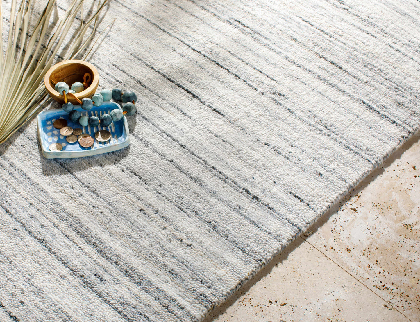 Daisy DSY-2300 Handmade Rug