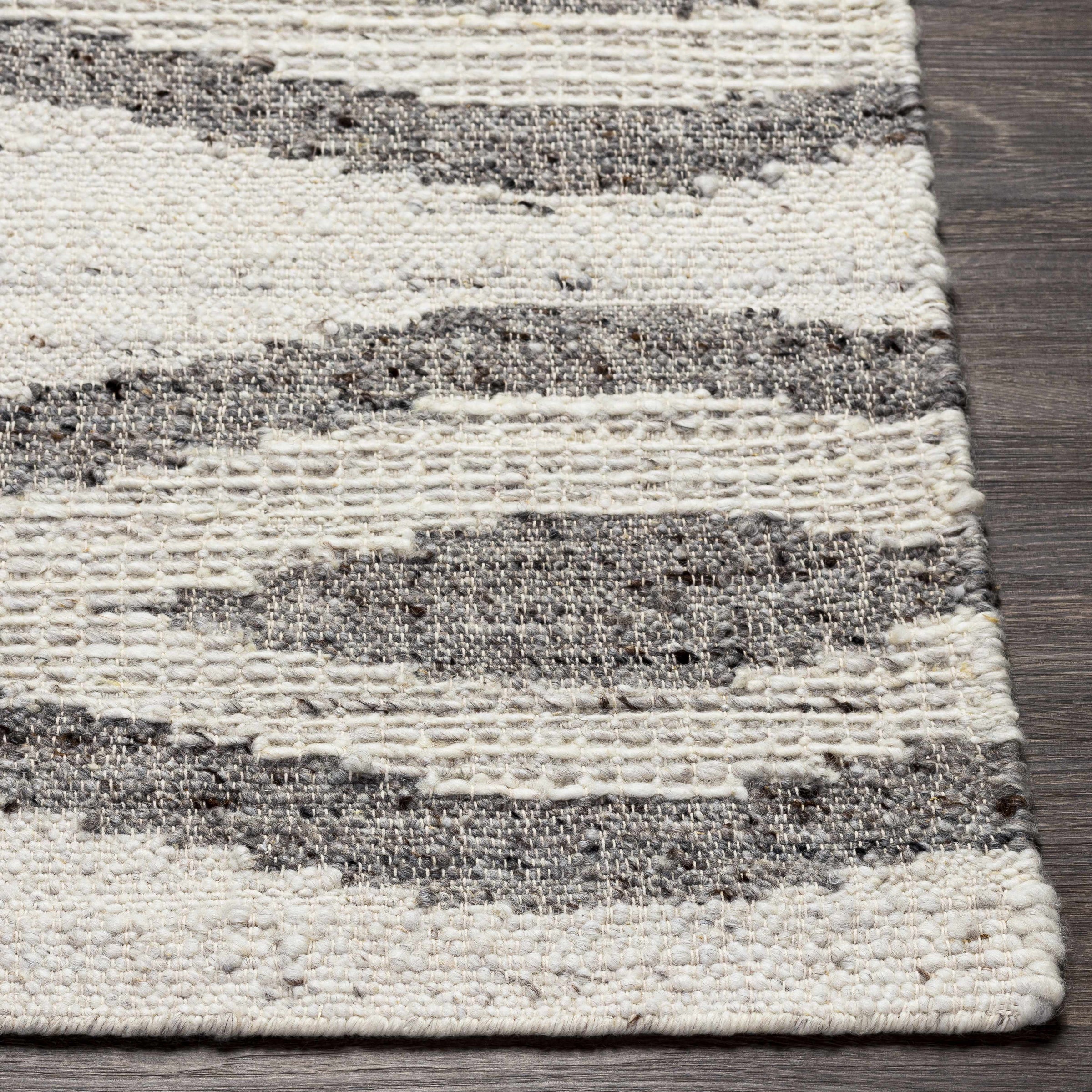 Bremen BEN-2303 Hand Woven Rug